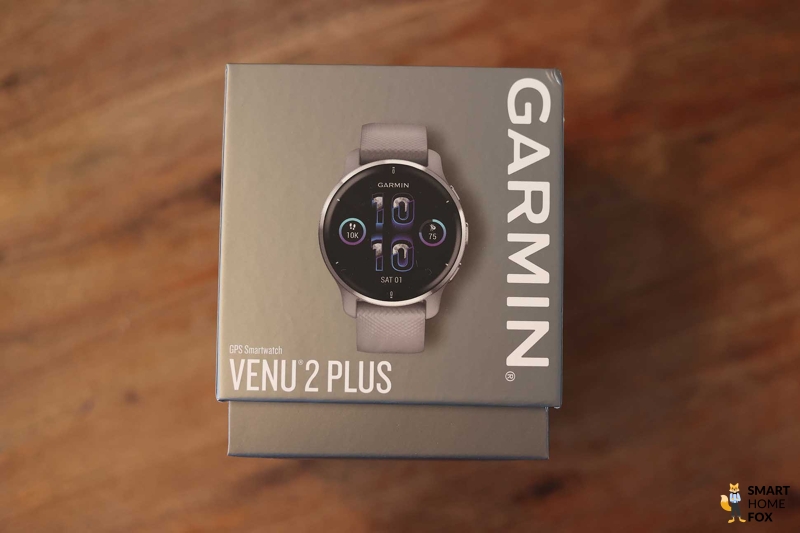 Вы можете увидеть упаковку Gamin Venu 2 Plus.